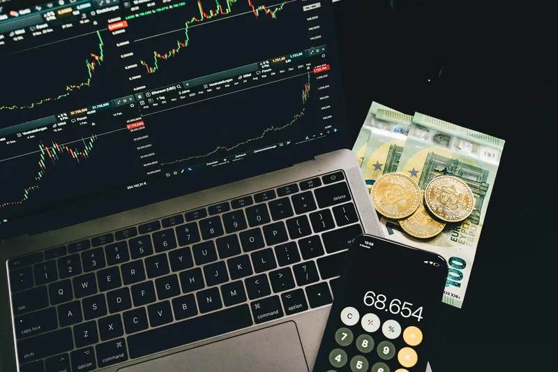 Technology Specialization Fintech, E-commerce, and Consumer Technology