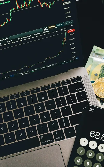 Technology Specialization Fintech, E-commerce, and Consumer Technology