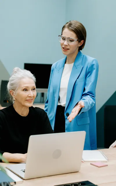 Technology Specialization Technology and Commercial Leadership